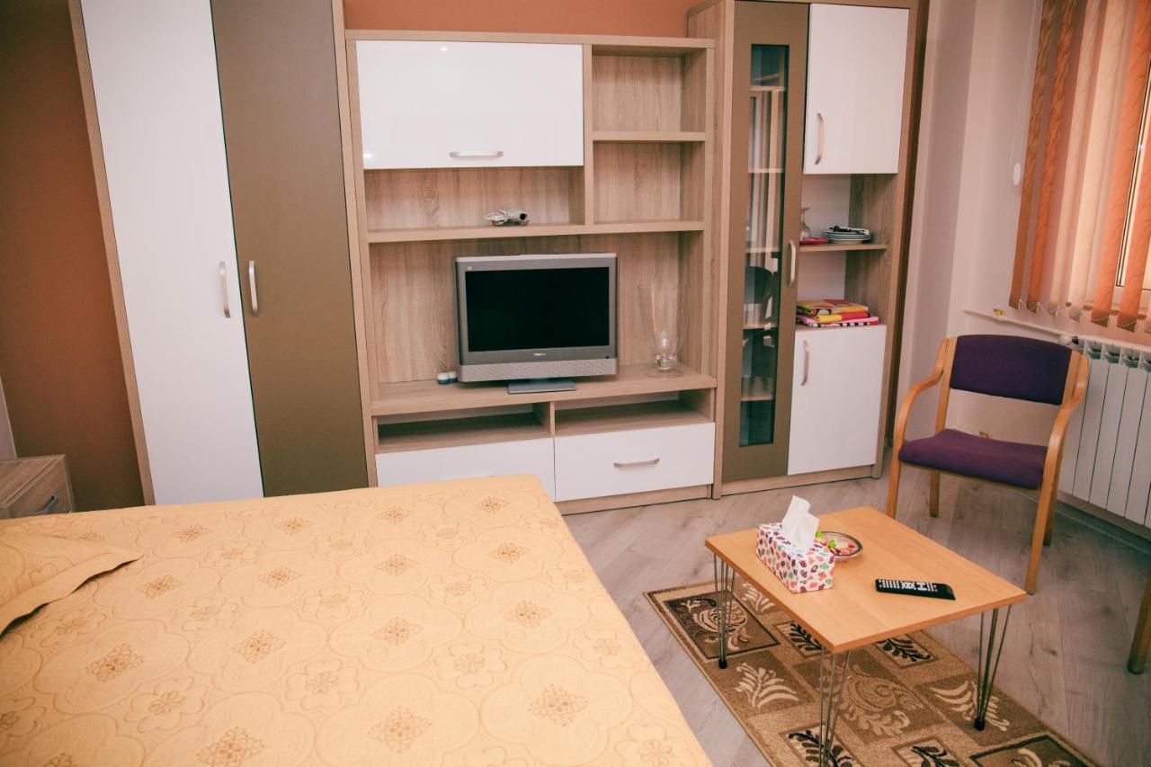 Apartament Cora Centru Piteşti Esterno foto